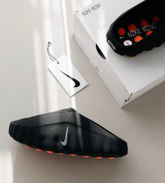 Nike Mind 001